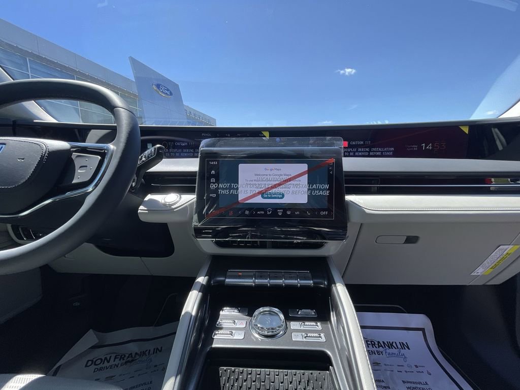 New 2026 Lincoln Nautilus Reserve w/ Jet Appearance Package AWD/4WD image 10