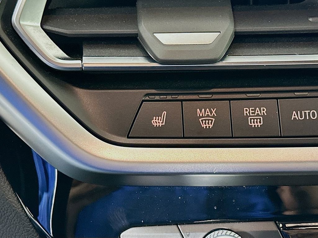 Used 2023 BMW X3 xDrive30i w/ Premium Package image 27