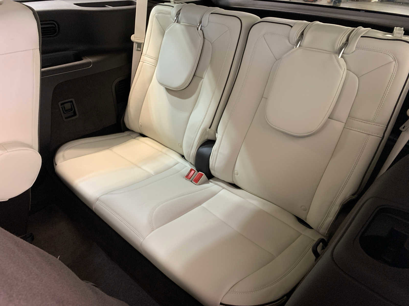 Used 2024 Lincoln Aviator Black Label w/ Jet Package AWD/4WD image 11