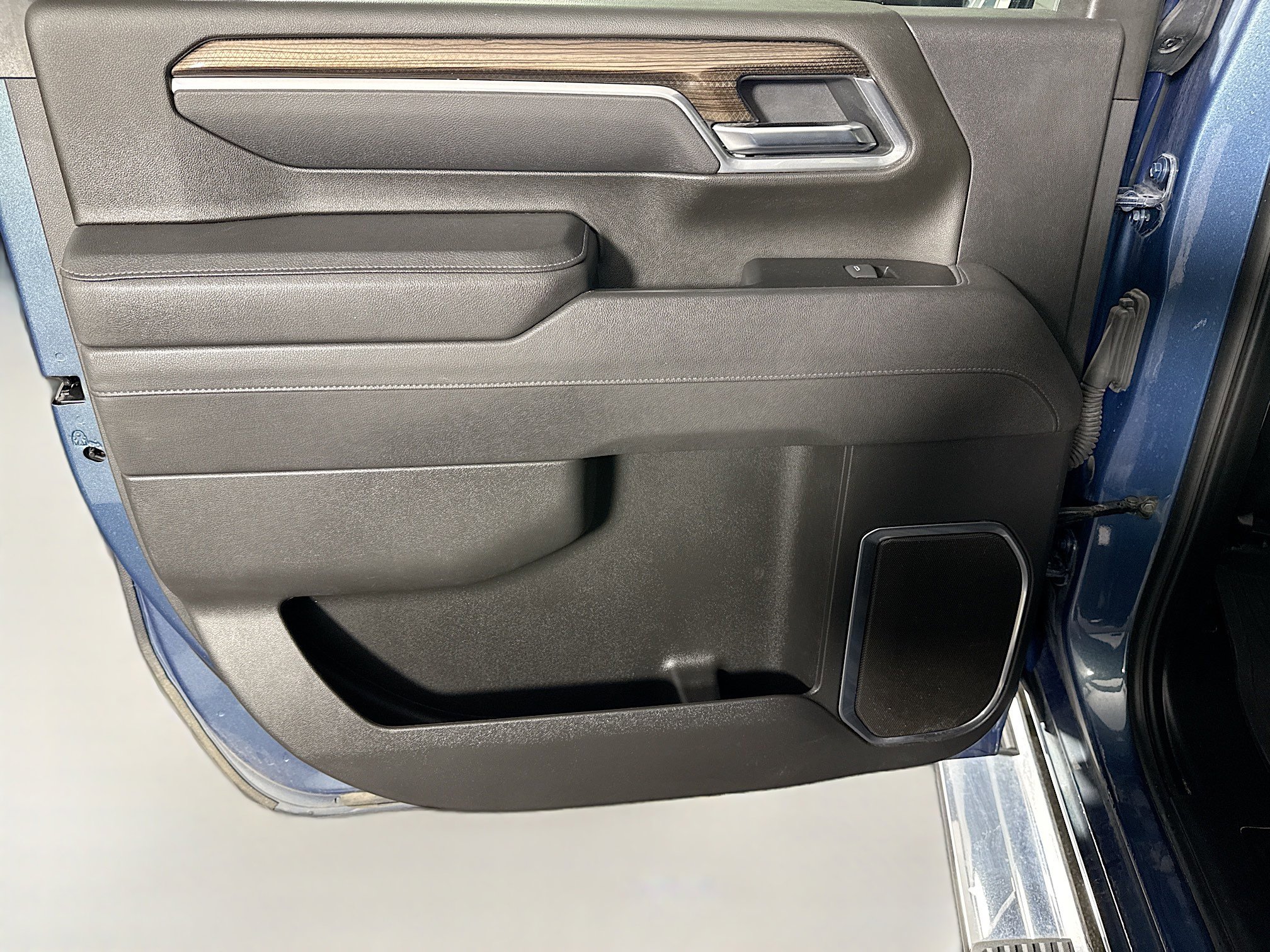 Used 2025 Chevrolet Silverado 2500 LT w/ All Star Edition AWD/4WD image 25