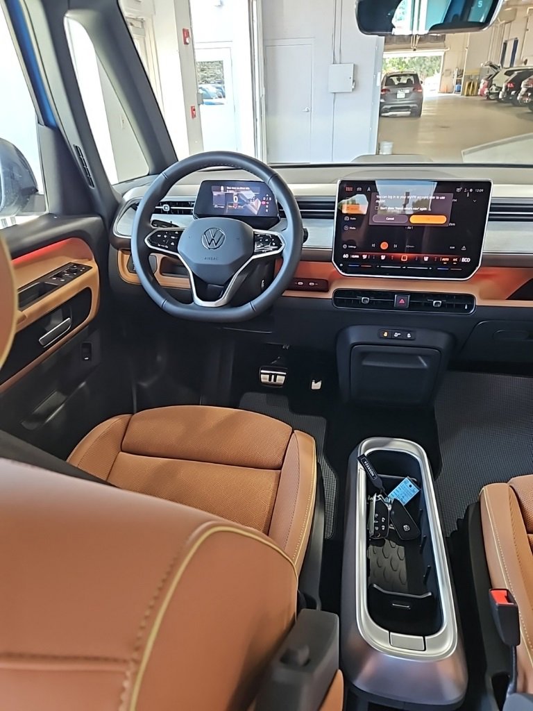 New 2025 Volkswagen ID. Buzz Pro S Plus image 23