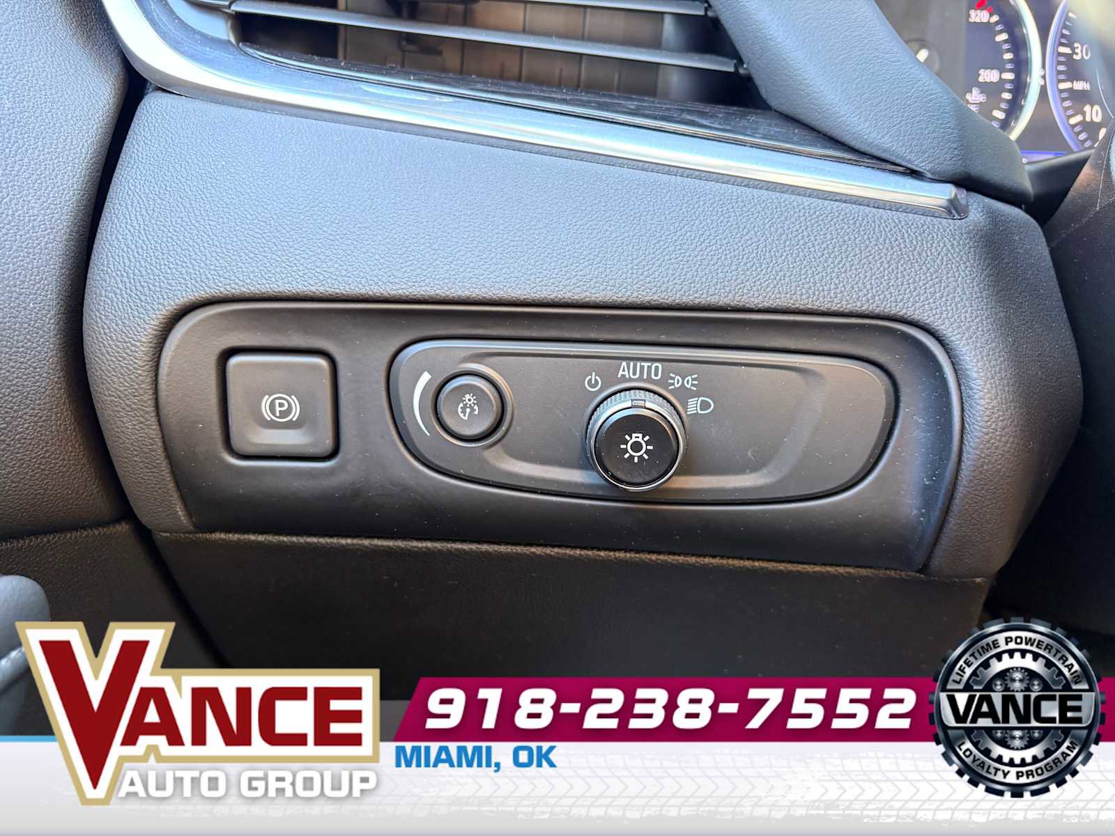 Used 2021 Buick Enclave Avenir w/ Avenir Technology Package image 33