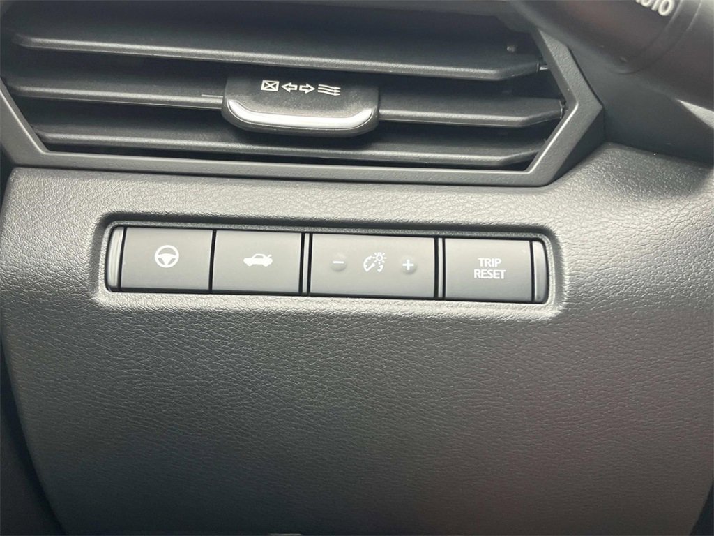 New 2025 Nissan Altima 2.5 SV w/ SV Premium Package image 30