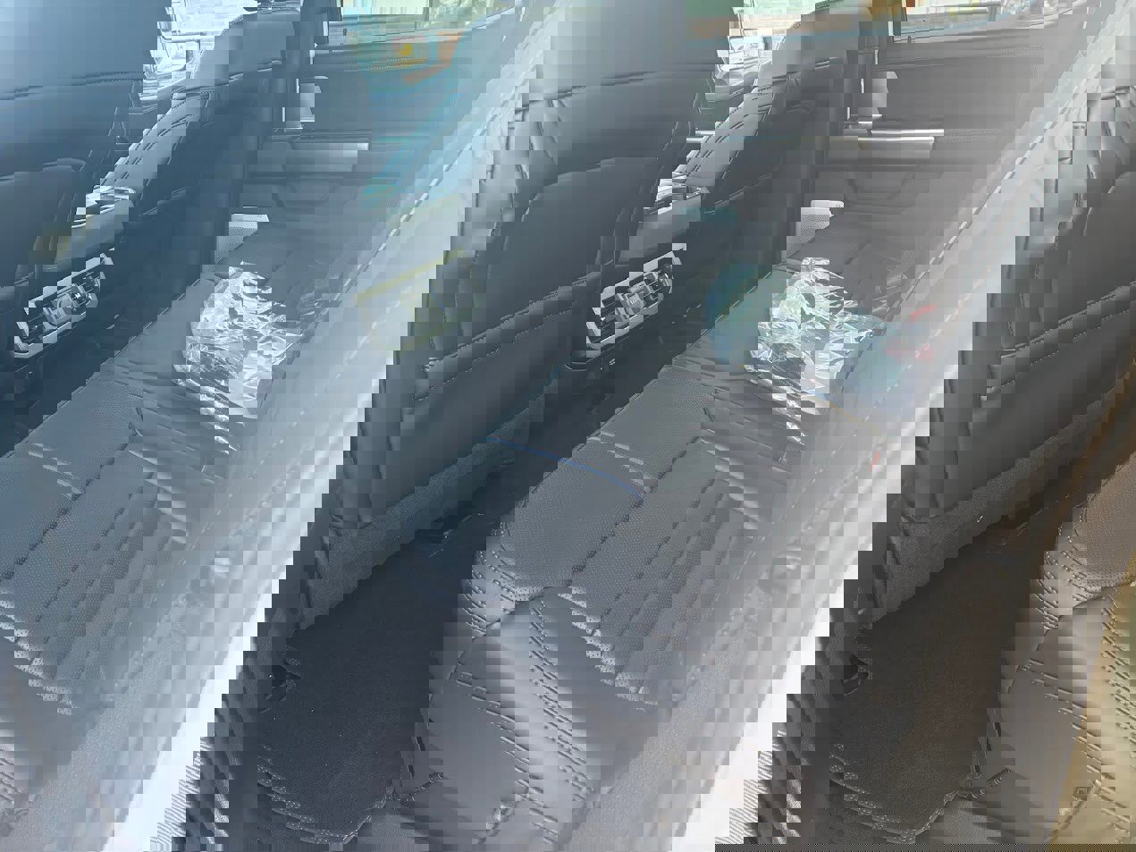 New 2026 Ford F250 Platinum image 6