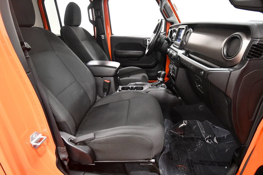 Used 2018 Jeep Wrangler Unlimited Sport S AWD/4WD image 17