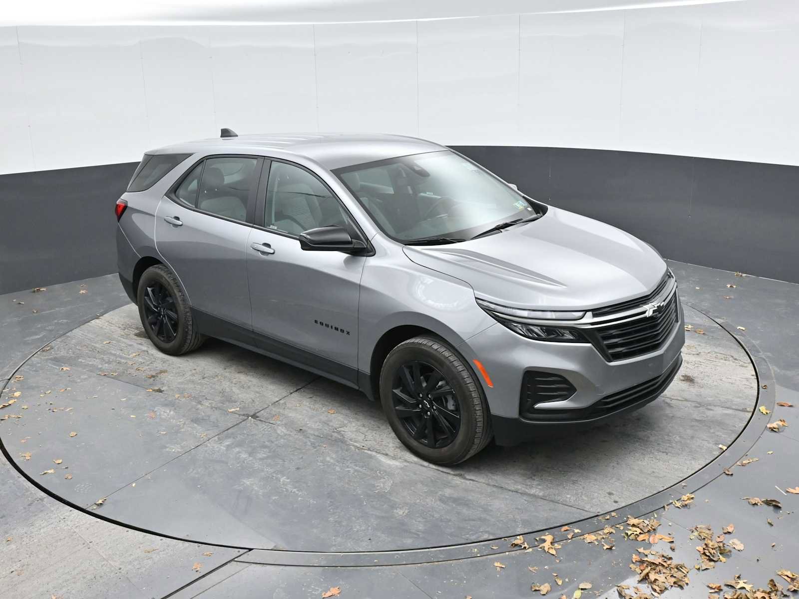 Used 2024 Chevrolet Equinox LS w/ Sport Edition image 28