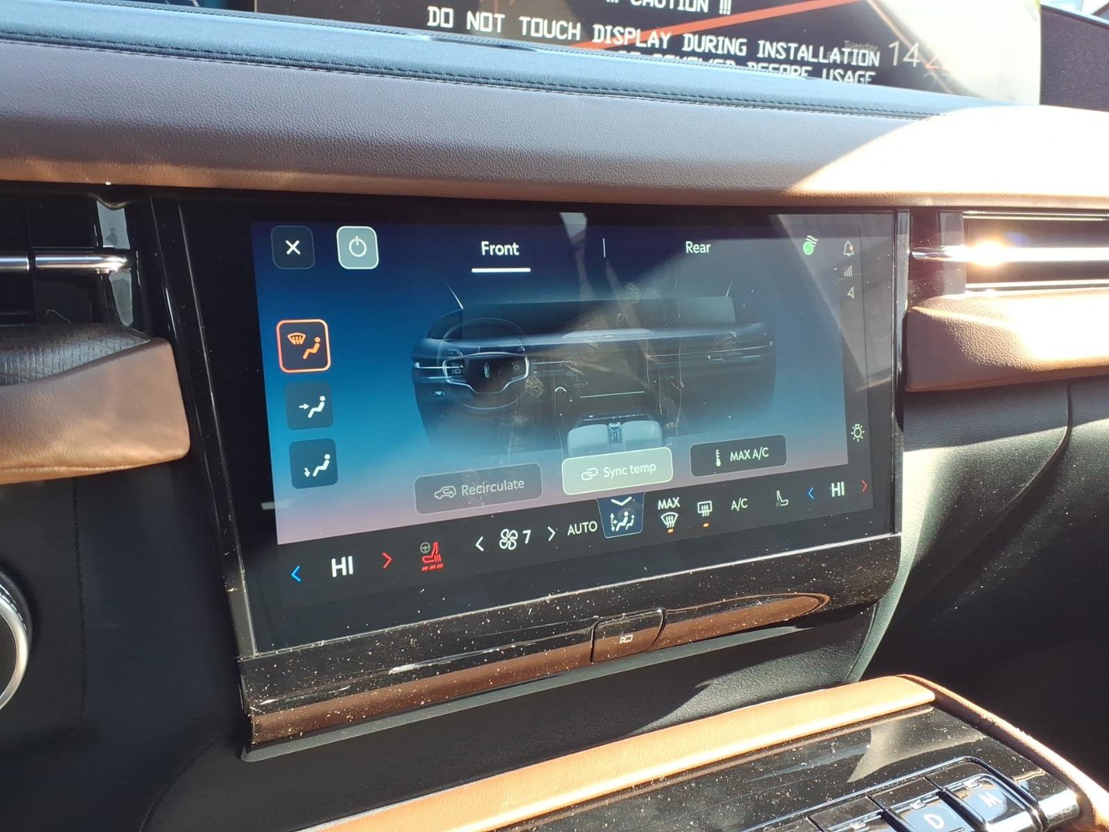 New 2026 Lincoln Navigator L Reserve AWD/4WD image 21