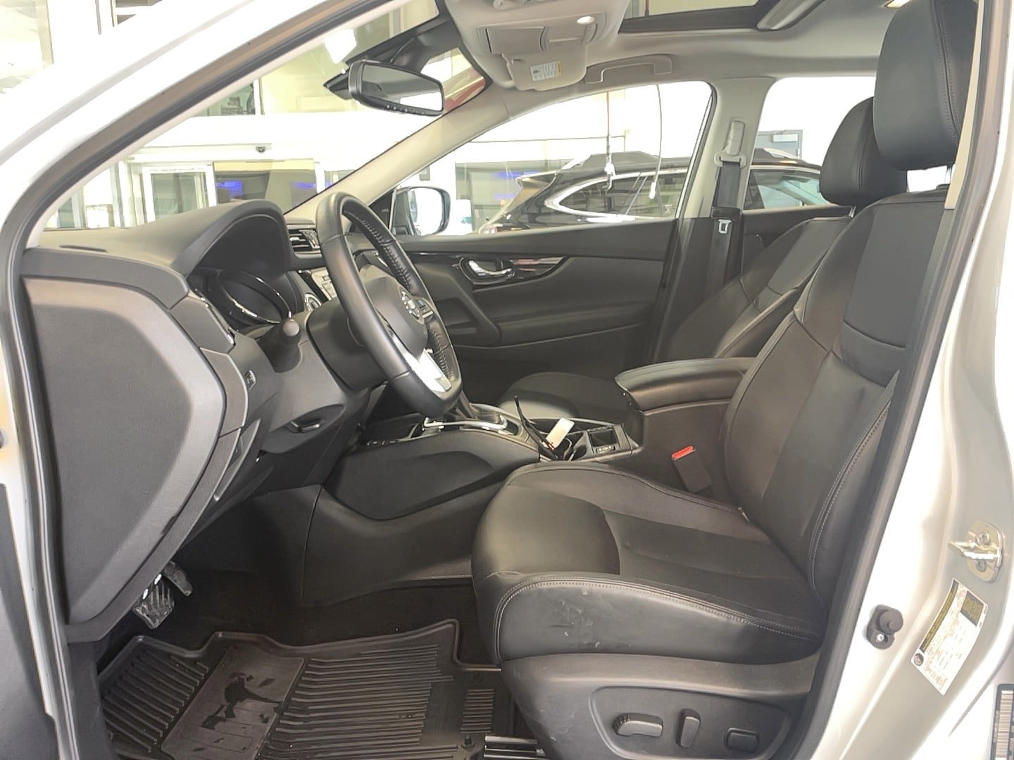 Used 2022 Nissan Rogue Sport SL w/ Premium Package AWD/4WD image 8