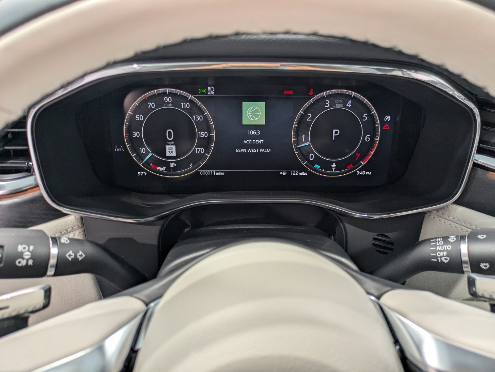 New 2026 Jaguar F-PACE R-Dynamic S image 16