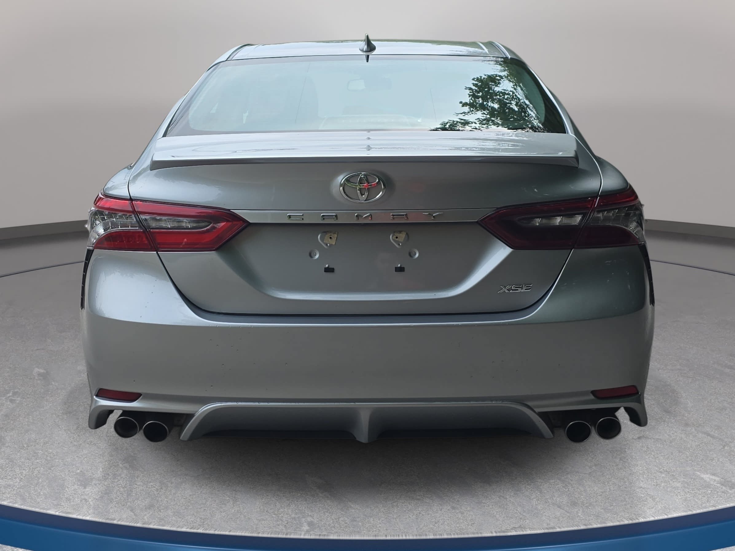 Used 2023 Toyota Camry XSE FWD image 6
