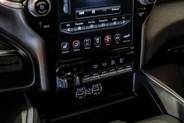 Used 2021 RAM 2500 Laramie w/ Night Edition image 31