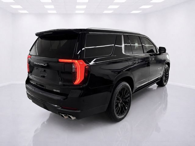 Used 2025 GMC Yukon Denali Ultimate AWD/4WD image 12