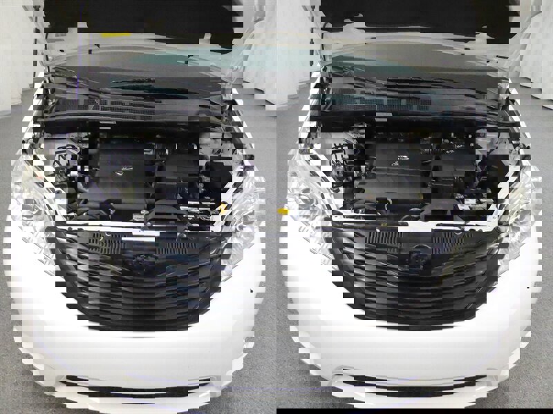 Used 2014 Toyota Sienna L image 27