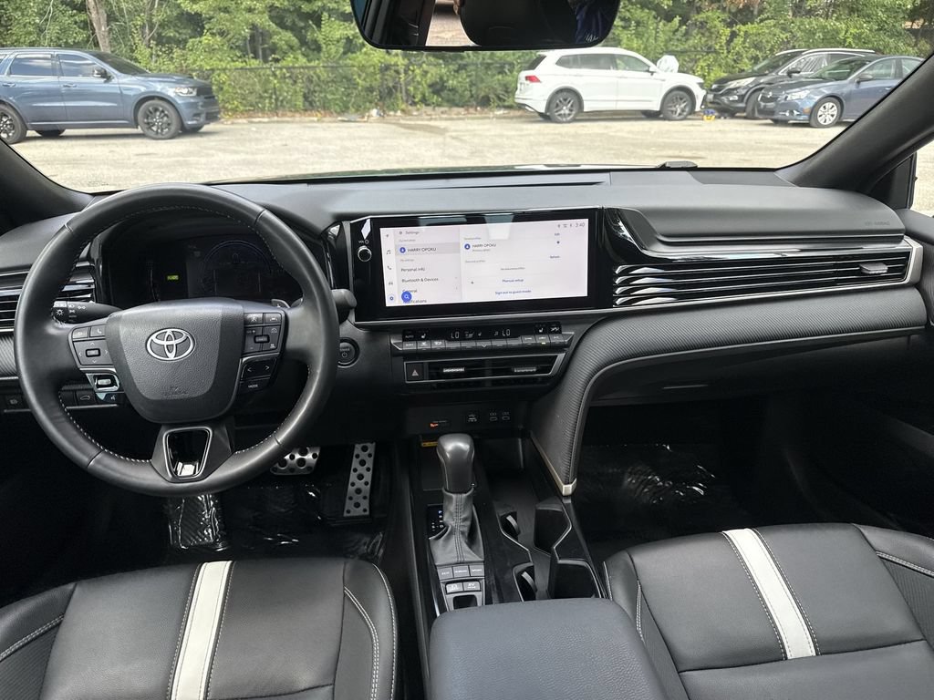 Used 2025 Toyota Camry SE w/ Multimedia Upgrade Package FWD image 23