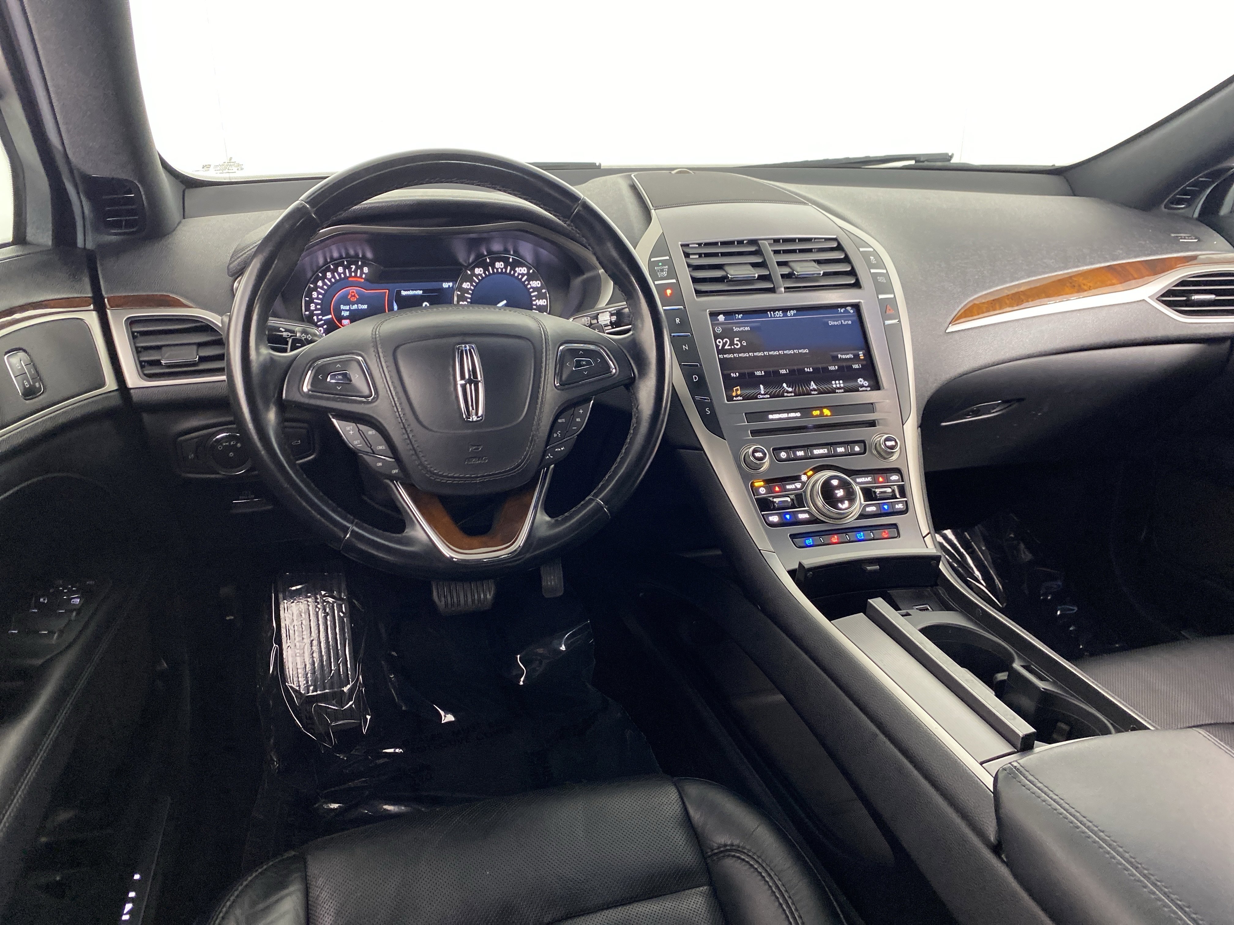 Used 2017 Lincoln MKZ Reserve FWD image 20