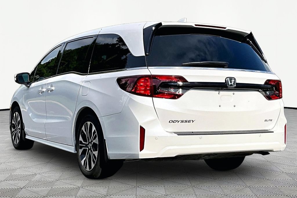 Used 2025 Honda Odyssey Elite image 5