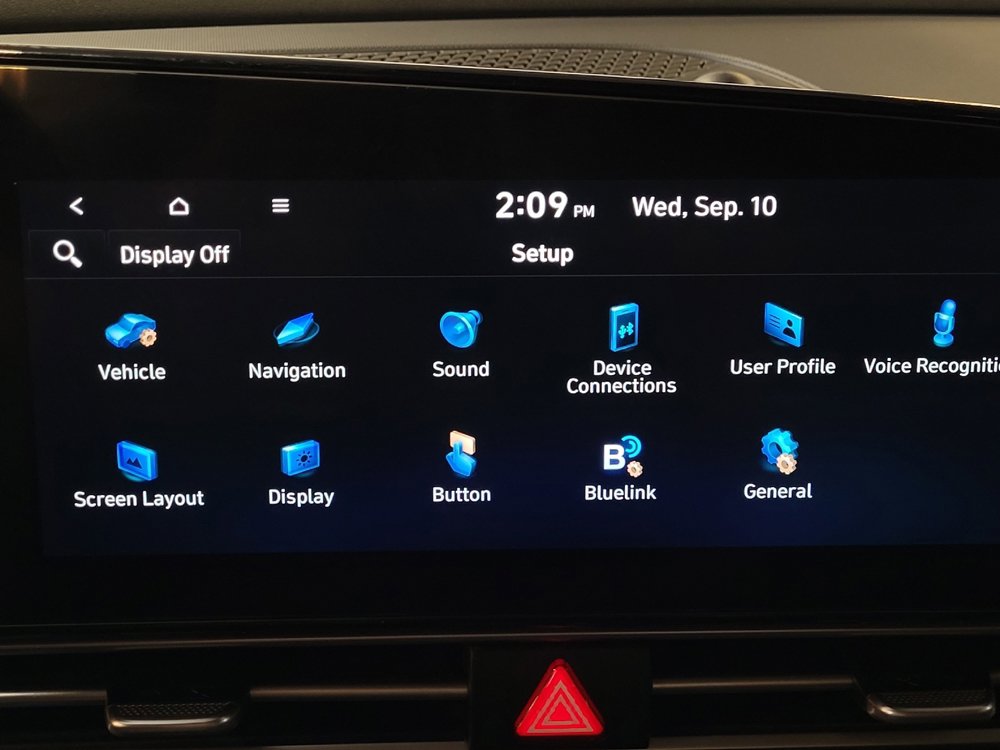 Used 2023 Hyundai Elantra SEL w/ Convenience Package image 25
