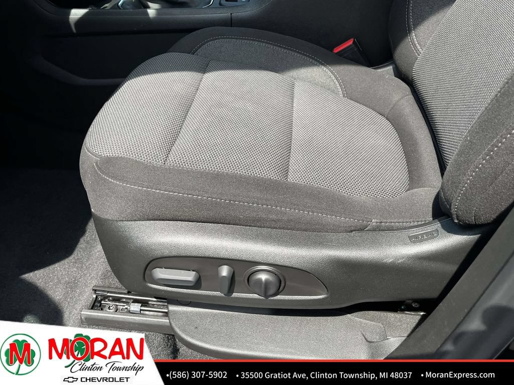 Certified 2023 Chevrolet Traverse LT FWD image 18