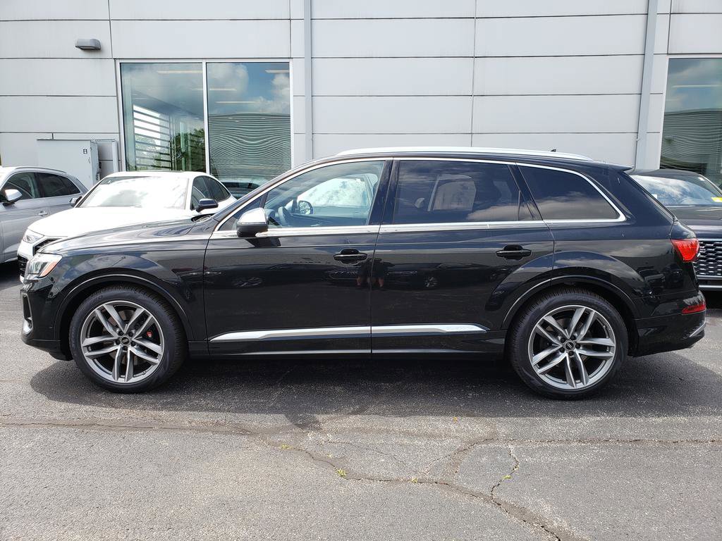 New 2025 Audi SQ7 Premium Plus image 2
