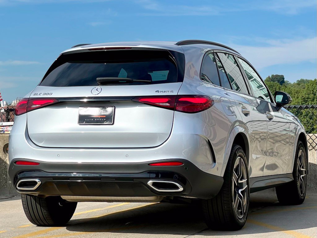 Certified 2026 Mercedes-Benz GLC 300 4MATIC image 7