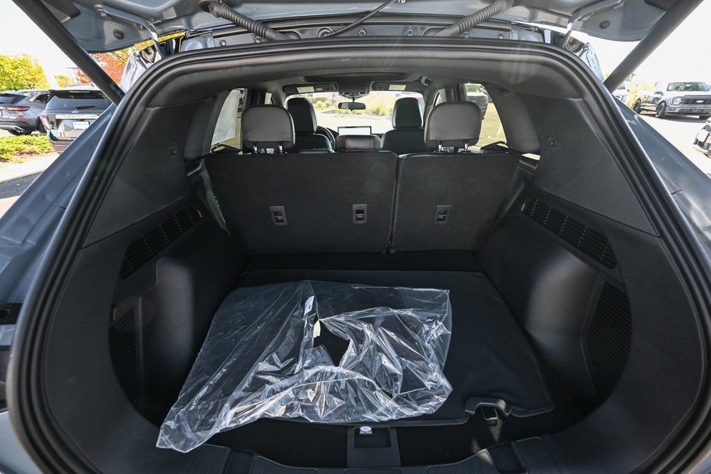 New 2026 Ford Escape ST-Line Select w/ Equipment Group 401A image 13
