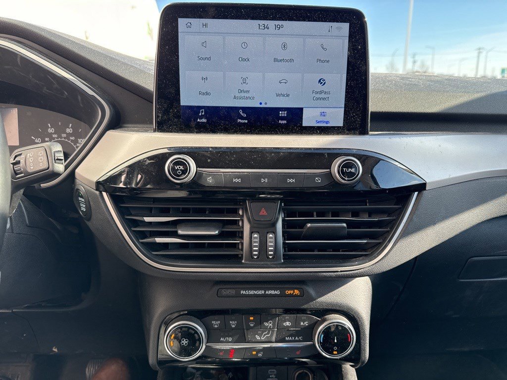 Used 2022 Ford Escape SE w/ Cold Weather Package image 13