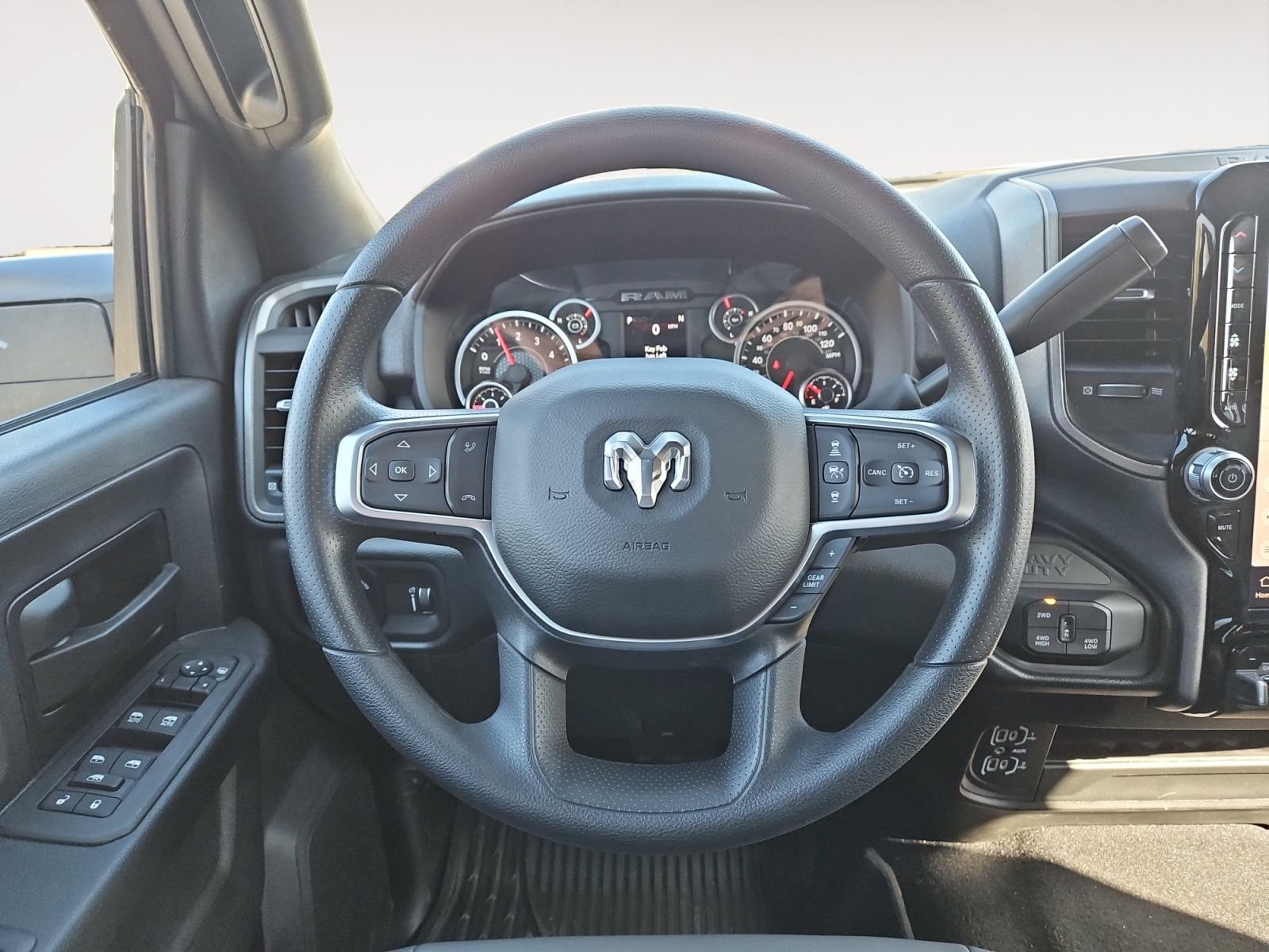 New 2026 RAM 2500 Tradesman AWD/4WD image 12