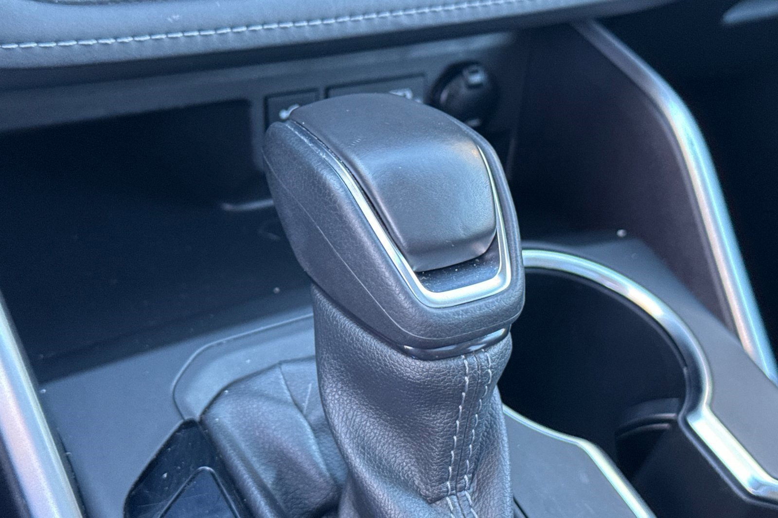 Used 2024 Toyota Highlander XLE image 16