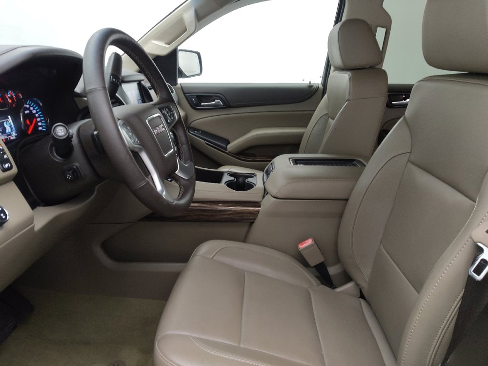 Used 2017 GMC Yukon SLT AWD/4WD image 17