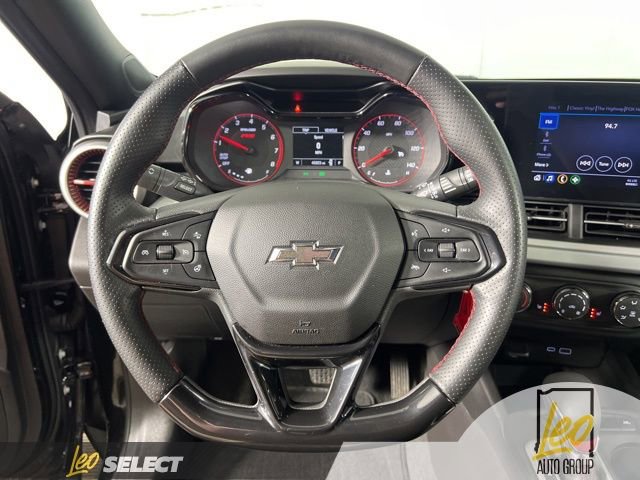 Used 2024 Chevrolet Trax RS image 15