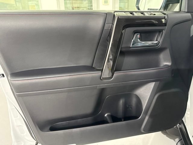 Used 2024 Toyota 4Runner TRD Off-Road Premium w/ Off Road Premium Plus Package AWD/4WD image 18
