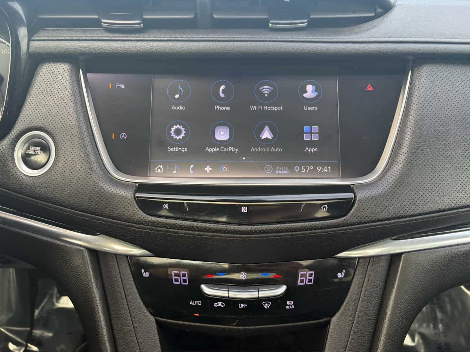Used 2020 Cadillac XT5 Premium Luxury AWD/4WD image 16