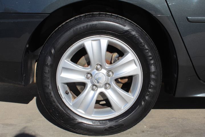 Used 2012 Chevrolet Impala LS image 12
