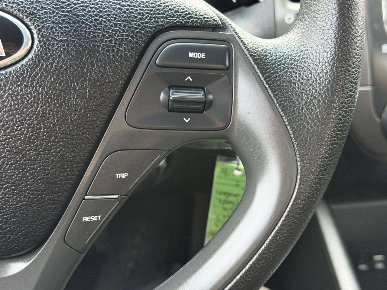 Used 2017 Kia Forte LX image 29