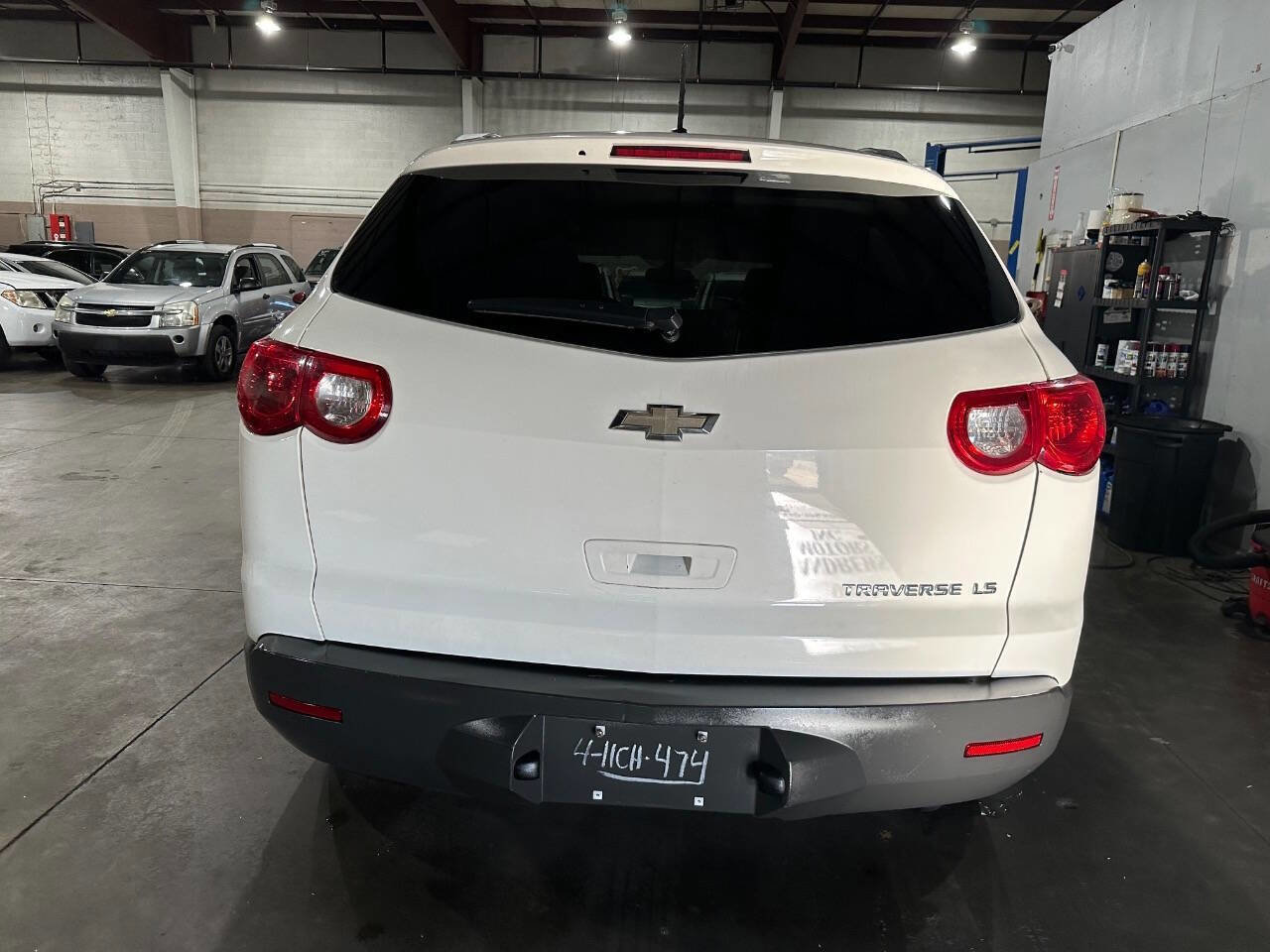 Used 2011 Chevrolet Traverse LS image 5