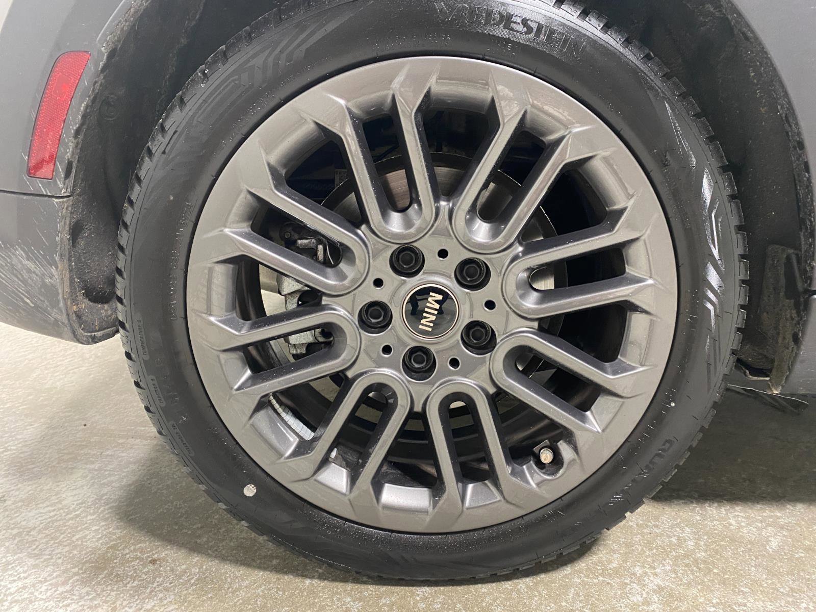 Certified 2025 MINI Cooper S image 26