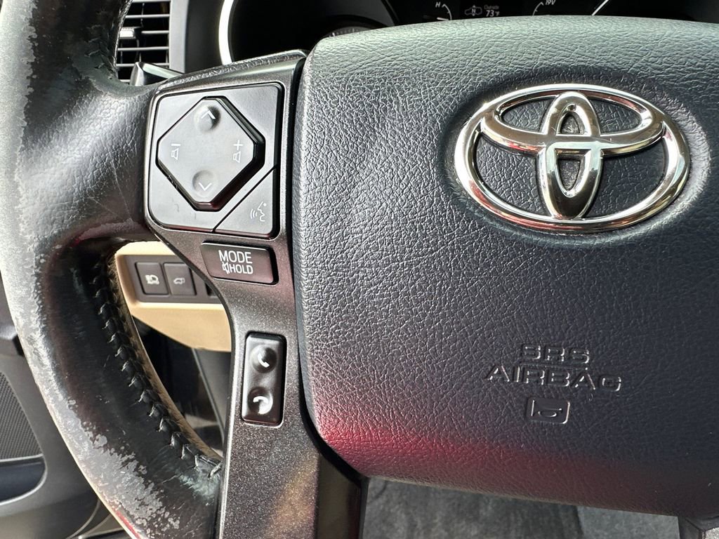 Used 2018 Toyota Sequoia Platinum image 26