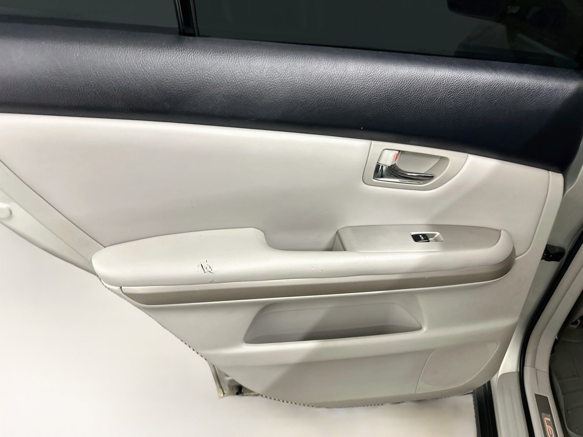 Used 2006 Lexus RX 400h AWD image 28