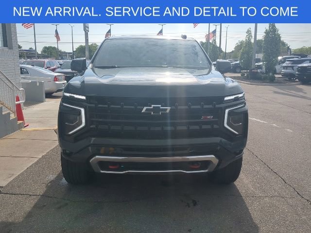 Certified 2025 Chevrolet Suburban Z71 w/ Comfort Package AWD/4WD image 11