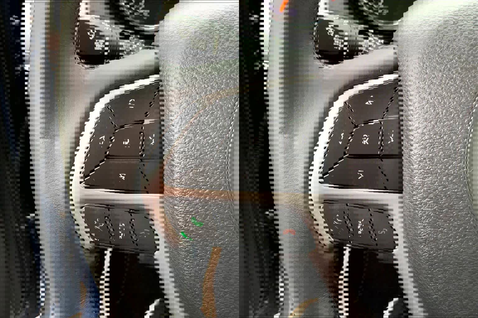 Used 2019 Jeep Grand Cherokee Limited image 23