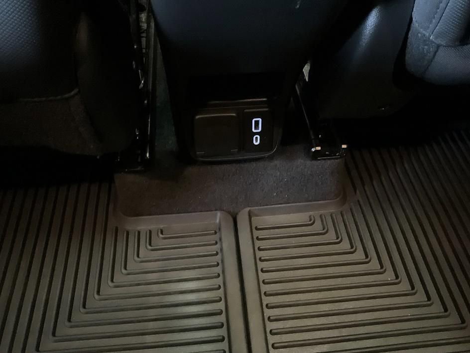 Used 2022 Chevrolet TrailBlazer RS w/ Sun and Liftgate Package image 29