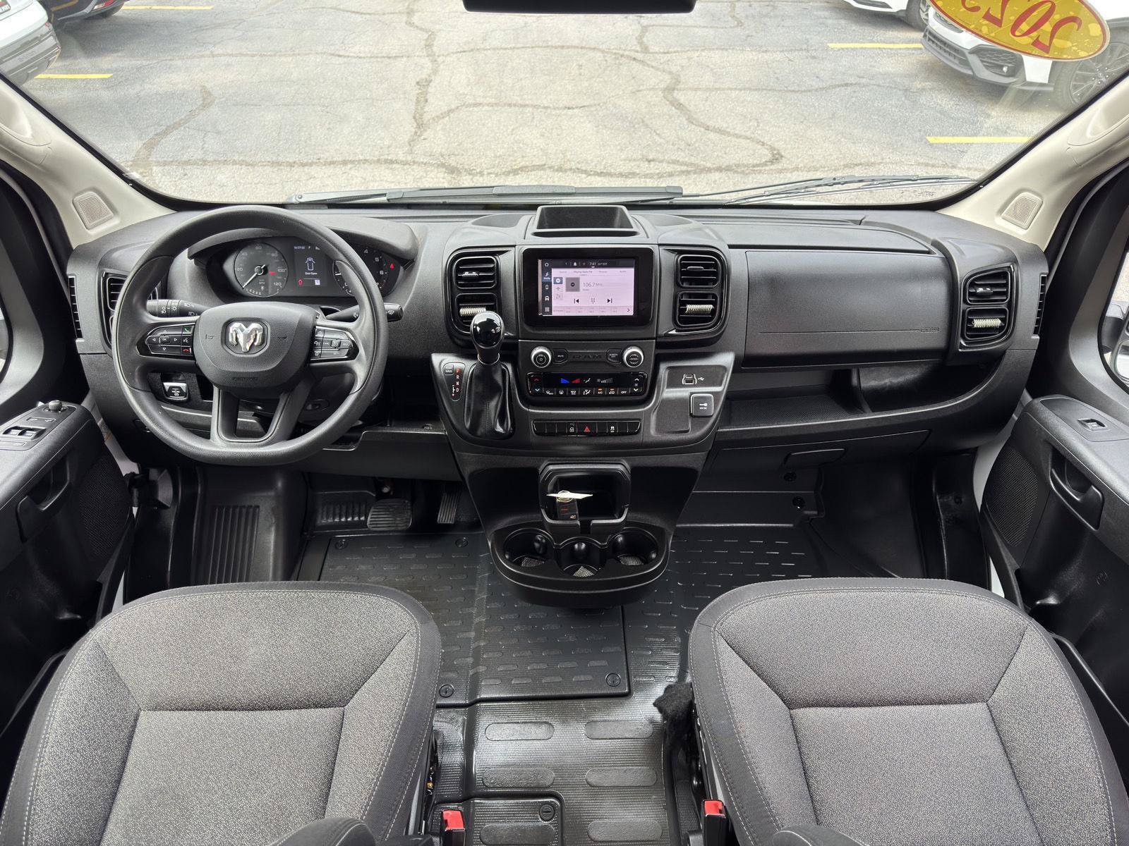 Used 2025 RAM ProMaster 2500 w/ Convenience Group FWD image 15