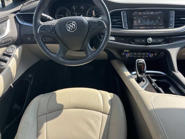 Used 2018 Buick Enclave Premium w/ Experience Buick Package FWD image 13