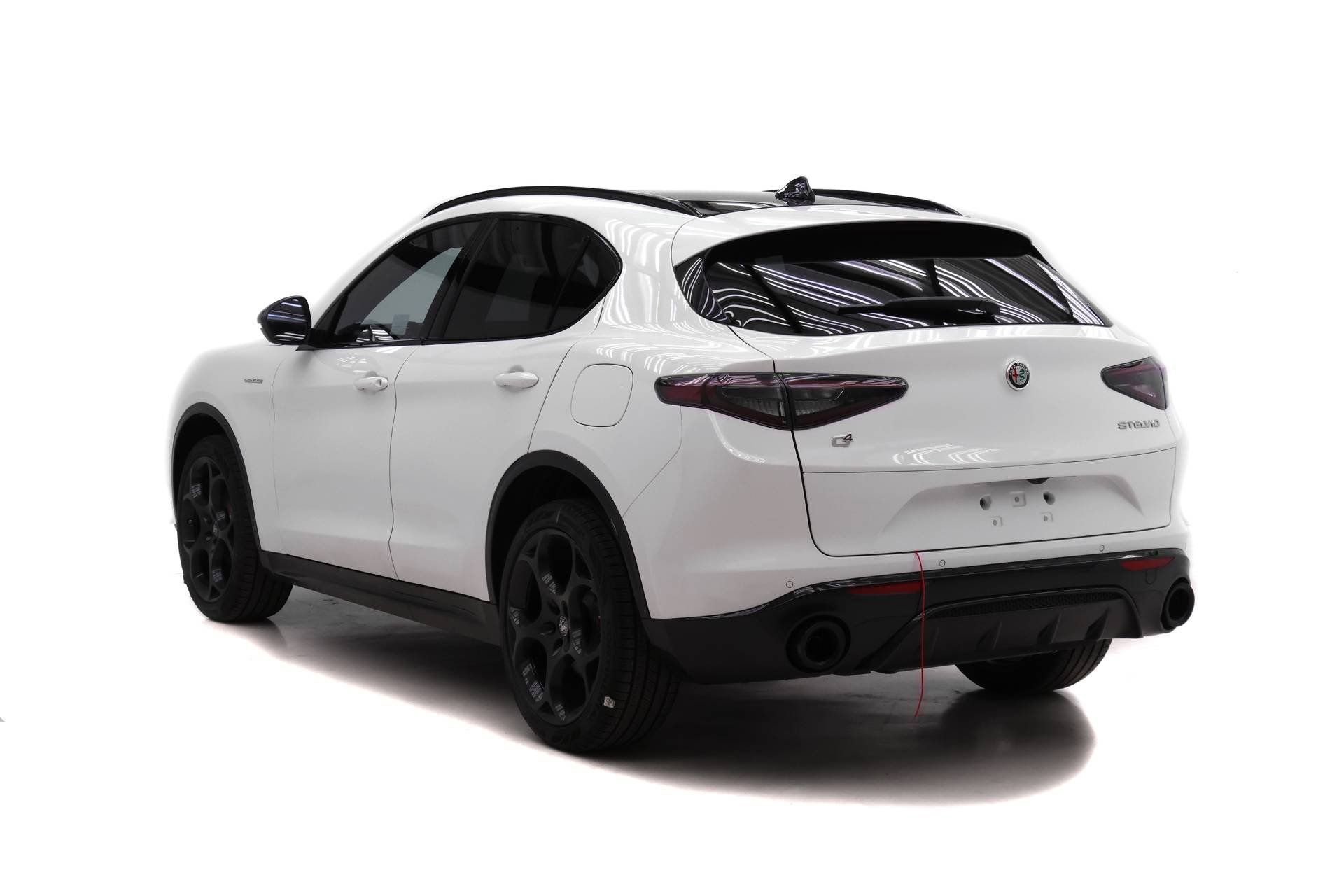 New 2026 Alfa Romeo Stelvio Sprint image 4