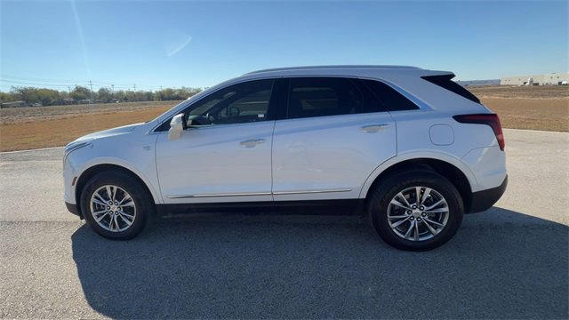 Certified 2023 Cadillac XT5 Premium Luxury image 5