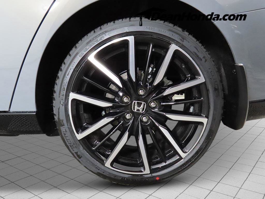 New 2026 Honda Accord Touring image 9