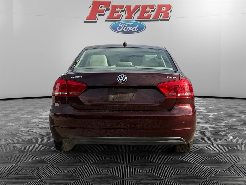 Used 2014 Volkswagen Passat 1.8T SE image 6