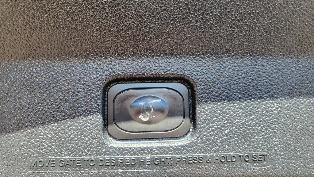 Used 2017 Ford Explorer Limited w/ Equipment Group 301A image 15