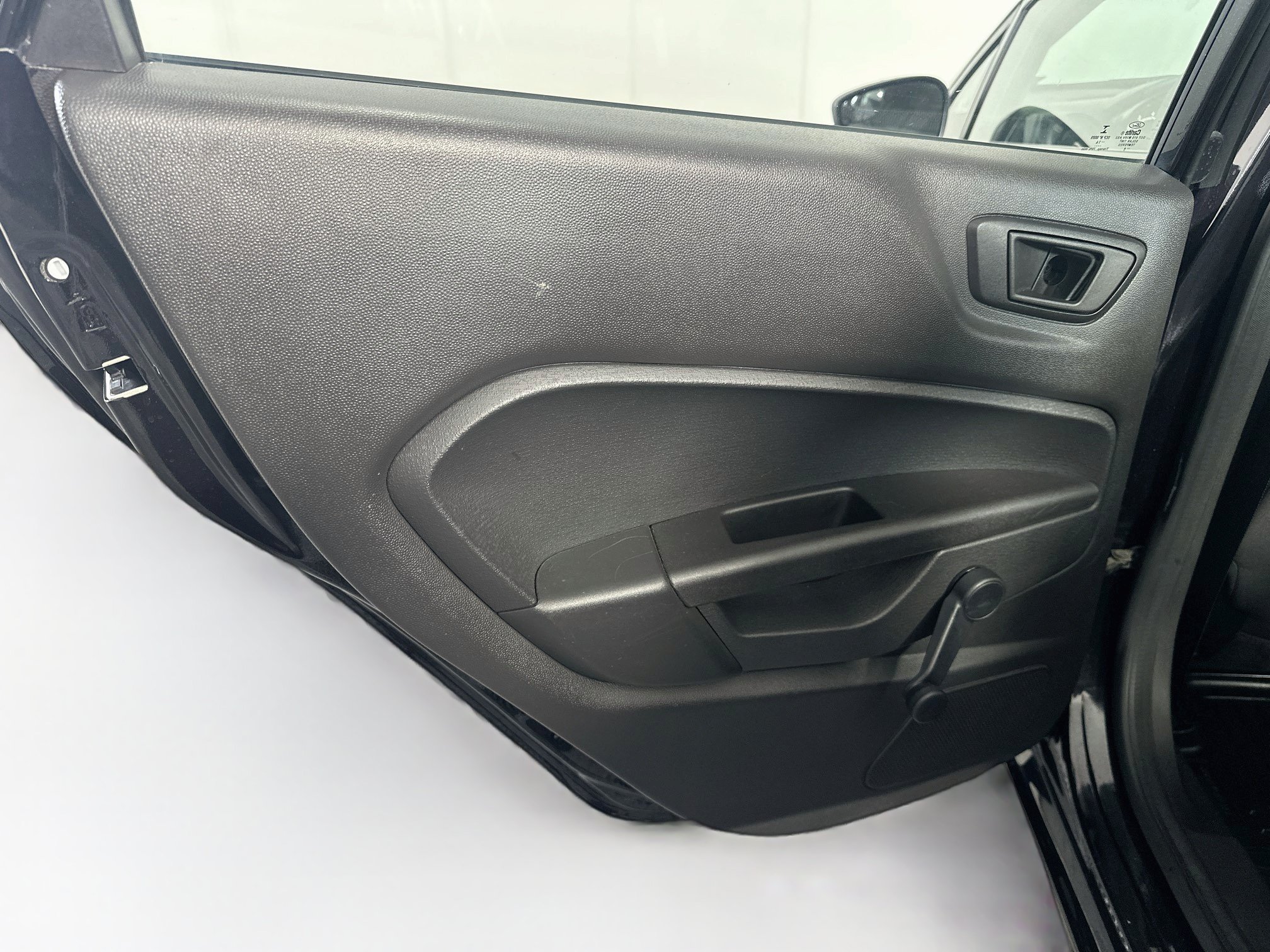 Used 2014 Ford Fiesta S FWD image 25