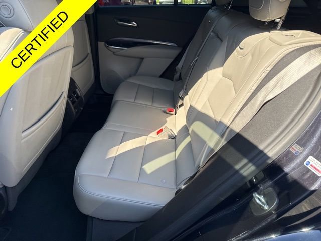 Used 2022 Cadillac XT4 Luxury AWD/4WD image 19